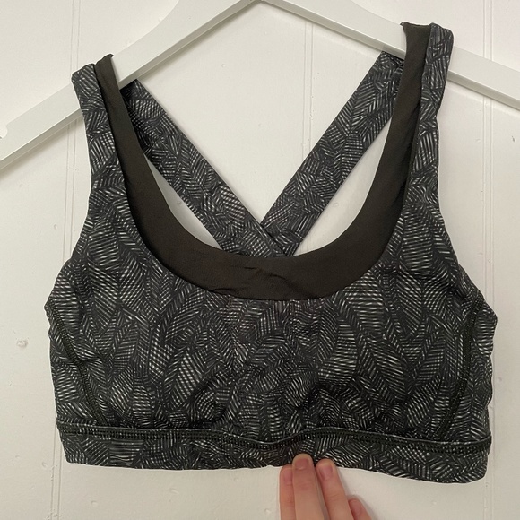 lululemon athletica Other - Lululemon Stash N Run Leaf Patterned Sports Bra